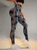Nuevos Pantalones de Yoga Cruzados Europeos y Americanos Estilo Tie-Dye Sin Costuras con Corte Lateral Leggings Deportivos de Cintura Alta Levanta Glúteos para Mujer