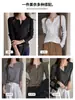 Camiseta de manga larga para mujer estilo coreano W2026 con diseño de botones de color liso, simple y versátil, adelgazante, adecuada para usar en capas o como prenda exterior