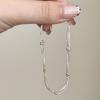 Libro Rojo Pequeño Explosiones Pulsera de Hueso de Serpiente Apilada de Tres Capas Diseño Frío Simple para Mujer Pulsera de Cuenta de Plata Joker