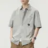 Xintang Roupa Masculina 2026 Verão Nova Camisa de Manga Curta para Homens, Marca da Moda, Estilo Japonês Versátil, Camisa Casual Retro Solta