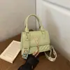 Bolso pequeño cuadrado muy elegante y atractivo, nuevo otoño 2026, casual vintage, simple, para el trabajo, de hombro y cruzado