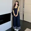 Mono de Mezclilla Moderno, Sencillo y Cómodo para Mujeres Embarazadas + Prendas de Punto Amarillo Brillante Set Moderno para Mamás
