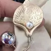 Broche de Lapela Decorativo Estilo Coreano Simples Argola Versátil Fivela de Pino Arte para Casacos e Lenços Femininos Fujiany