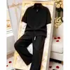 Traje de Verão Masculino 2026 Novo, Conjunto de Roupa de Verão Fino Estiloso e Moderno, Conjunto de Camisa Fresco e de Alta Qualidade para Homens, uma Combinação Bonita e Elegante