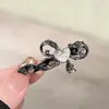 Grampo de Cabelo Elegante com Pérolas para Mulheres, Presilha de Metal com Laço Preto, Presilha Lateral de Alto Padrão, Presilha para Franja, Simples Presilha Bico de Pato