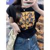 Camiseta Irregular Cinza de Manga Curta com Ombro Direito Descoberto para Mulheres Design de Verão Nicho Americana Slim Fit Camisa Top