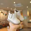 Botas de Bebé para Mujer Otoño e Invierno Estilo Nuevo Zapatos para Bebé Niño Pequeño de 2 Años Suela Suave Botas Cortas para Niños Zapatos para Niños Zapatos para Niños