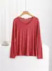 Camiseta de manga larga de modal para mujer, nueva camiseta básica de primavera con cuello en V, color liso estilo coreano, top interior holgado