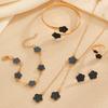Joyería de flor de la suerte de gran venta transfronteriza europea y americana, traje de trébol de cinco hojas, pulsera, pendientes, collar, anillo, joyería para mujer