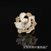 Broche Vintage de Camélia com Esmalte Dourado Preto, Corsage de Pérola Cravejado com Diamantes para Mulheres, Acessório Elegante para Cintura de Roupas, Em Estoque de Fábrica