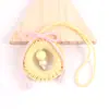 Colgante de Anillo de Madera Tejido de Color Accesorios para Mochila Escolar Venta al por Mayor Colgante de Anillo de Madera Colgante de Hilo de Algodón Juguete de Confort Colgante para Cochecito de Bebé