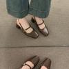 Falda Versátil Zapatos Mary Jane de Suela Blanda con Un Botón 2025 Nuevo Primavera y Verano Ropa Exterior Sandalias de Punta con Tacón Grueso para Mujer