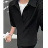 2026 Nova Camisa Masculina Simples de Gola Lapela Pulôver de Manga Curta com Design Texturizado de Manga Enrolada Solta Camisa Casual