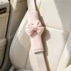 Bonita almohadilla para cinturón de seguridad con forma de lazo para uso en coche, suave y cómoda, anti-estrangulamiento, almohadilla para cinturón de seguridad de coche, correa decorativa para interior de coche