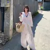 Traje Casual Estilo Resort, Camisa Branca de Manga Longa com Proteção Solar, Jaqueta, Top de Biquíni, Calça Larga de Cintura Alta Solta Feminina