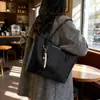 Bolsa de Mão de Grande Capacidade de Nicho para Mulheres 2026 Nova Primavera Simples para o Dia a Dia Bolsa de Ombro Versátil e Fashionável Bolsa Tote