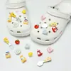 Accesorios para Zapatos de Madera Versátiles DIY Concha Morada Helado de Cereza Charms de Zapato de Resina Dibujos Animados Lindos Charms Decorativos Venta al por Mayor