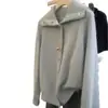 Suéter de terciopelo azul imitación mapache estilo western para mujer, otoño e invierno, suelto, estilo lechoso fufu perezoso, abrigo cárdigan pequeño de punto