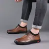 Zapatos Casuales de Cuero Planos sin Cordones Cálidos para Hombre de Otoño e Invierno, Zapatos de Cuero Negros, Zapatos de Caña Baja de Moda, Disponibles al por Mayor