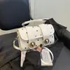 Bolsas de Alta Gama para Mujer 2026 Primavera Nuevo Estilo Bolso de Hombro para Viajes Cotidianos Moda Diseño Sencillo de Nicho Bolso de Hombro Único Cruzado