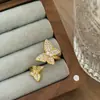 Anel Borboleta Tridimensional Estilo Ins Coreano de Luxo Leve com Zircônia Completa, Design Aberto, Design de Nicho, Alto Valor Estético, Anel Empilhável
