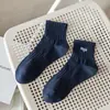Meias Masculinas Meias Curtas Verão Finas Desodorantes Absorventes de Suor Esportivas Meias Masculinas de Verão para Esporte Meias de Cano Médio Atacado