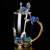 Vaso de cristal decorado con esmalte de rosa estilo europeo, una pieza creativa y decorativa para uso doméstico, perfecto como regalo del Día de San Valentín, una copa para servir bebidas o un vaso de agua