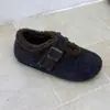 Novedad Otoño e Invierno 2026 Estilo Retro Zapatos Birkenstock de Felpa Gruesa para Aumentar la Altura Versátiles Slip-On Calientes Zapatos Peludos de Cobertura Total para Mujer