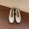 Sapatos de Salto Único com Bolinhas e Laço Estilo Fada Francesa 2026 Novo Estilo Estilo Festa Solado Macio Sapatilhas Mocas Plissados