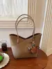 Bolso tote para mujer 2025 nuevo moderno versátil grande de hombro para ir al trabajo, bolsa de axila de nicho de gran capacidad para mujeres