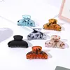 Pinza de Dos Puntas de Leopardo Colorido Mediana Distintiva de 5CM Para Cola de Caballo Alta de la Parte Trasera del Cabello Pinza para Medio Peinado de Mujer