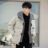 Jaqueta Masculina de Algodão M-XL, Tamanho Grande, Novo Estilo de Inverno, Jaqueta de Algodão com Forro de Fleece, Capuz, Estilo Falso Duas Peças