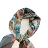 Pañuelo Cuadrado Pequeño Guofeng Camelia Azul 70 para Mujer 2024 Nuevo Pañuelo Delgado de Primavera y Otoño Pañuelo Decorativo Elegante