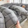 Juego de cuatro piezas de algodón con estampado de cuadros gris nórdico y aloe vera, agradable para la piel, suave, diseño de cuadros simple, ropa de cama para dormitorio de adulto