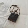 Shuai Mijia 2026 Otoño Nuevo Bolso Sencillo y Elegante de Color Sólido Gran Capacidad para Debajo del Brazo Bolso de Hombro Casual de Moda