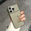 Funda de Teléfono Corrugada Ultra Delgada Que se Transforma en Segundos, Adecuada para Apple 17Promax Moderna 15/14 Funda Suave con Agujeros de Precisión para 13Pro