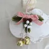 Colgante de campana para decoración navideña, lazo de terciopelo, adorno de piña de pino para árbol de Navidad, suministros para arrangement de escenas, decoración colgante decorativa