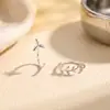 Ganchos para Oreja Asimétricos de Hoja de Plata Pura S999 para Mujer, Pendientes de Lujo Ligero de Nicho de Gama Alta, Accesorios para Oreja Simples y Exquisitos Estilo Bosque al por Mayor