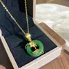 Moderna Cadena Clavicular de Acero de Titanio con Trébol de Cuatro Hojas Clásico Japonés y Coreano para Mujer, Elegante y Lujosa Cadena de Zirconia, Accesorio Versátil Exquisito