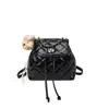 Mochila Acolchada con Cadena Estilo Chanel para Mujer, Bolso de Hombro y Cruzado Versátil y a la Moda, Nuevo Modelo 2026, Bolso de Mano de Lujo Ligero