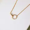 Anillo de Palma Shijia y Collar de Mano de Niño Chapado en Oro Rosa Moda Versátil Collar de Mano Sosteniendo Cadena para Clavícula