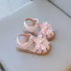Sapatos de Caminhada para Bebês e Crianças Pequenas Meninas Primavera Verão Estilo Sandálias para Bebê Menina Crianças Pequenas Solado Macio Antiderrapante Sapatos Pequenos de Couro