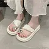 Sandálias Confortáveis de Calçar para Mulheres Verão 2025 Novas Chinelos Casuais da Moda para Mulheres Uso Externo Tênis Plataforma Aumentadores de Altura Chinelos Tendência