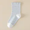 Indústria de Meias Zhuji: Meias pós-parto femininas para outono e inverno, quentes, de modelagem solta, para uso doméstico, meias de dormir listradas de comprimento médio, 100% algodão, para gestantes, atacado