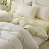 Conjunto simples de quatro peças 100% algodão capa de edredom nórdica estilo ins lençol de cama popular dormitório estudantil cama conjunto de três peças