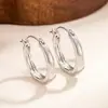 Brincos de Argola Lisos Minimalistas para Mulheres, Design de Nicho de Luxo Leve, Estilo Francês, Sensação de Alto Padrão, Brincos Versáteis
