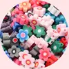 Múltiples Estilos de Cuentas Laminadas de Arcilla Suave 100 Piezas/Paquete Producto Nuevo de Amazon Materiales para Correa de Teléfono DIY, Collar de Cuentas, Pulsera