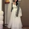 Conjunto de Tres Piezas de Camisola Cardigan de Capa Base Delgada Talla Grande, Vestido Largo Blanco Estilo Nuevo, Conjunto de Falda Adelgazante de Cintura Alta