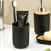 Conjunto de banheiro de alta qualidade, cor sólida, preto e branco, porta-sabonete, porta-escova de dentes, frasco de loção, copo de enxaguante bucal, caixa para cotonetes, exclusivo para exportação