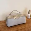 Bolsa de Mão Feminina com Textura de Camurça de Alta Qualidade, Bolsa de Maquiagem Versátil para o Dia a Dia